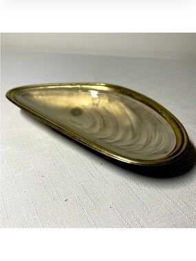 Vintage decorative shell trinket dish. Nickel outside and glass inset